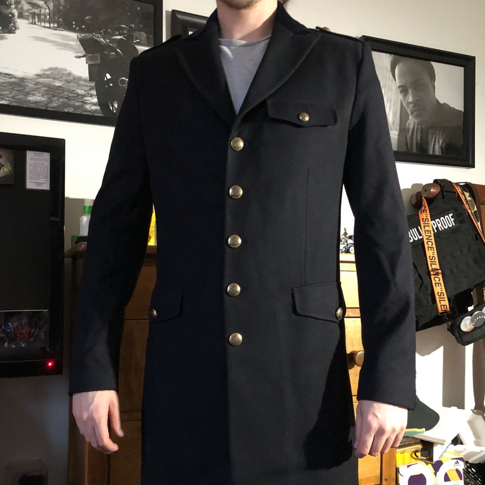 Navy blue pea coat with gold buttons large